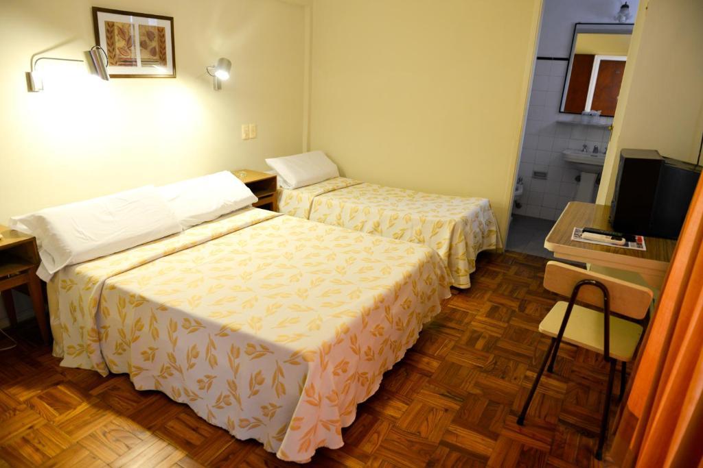 Hotel Los Cedros Salto Bilik gambar